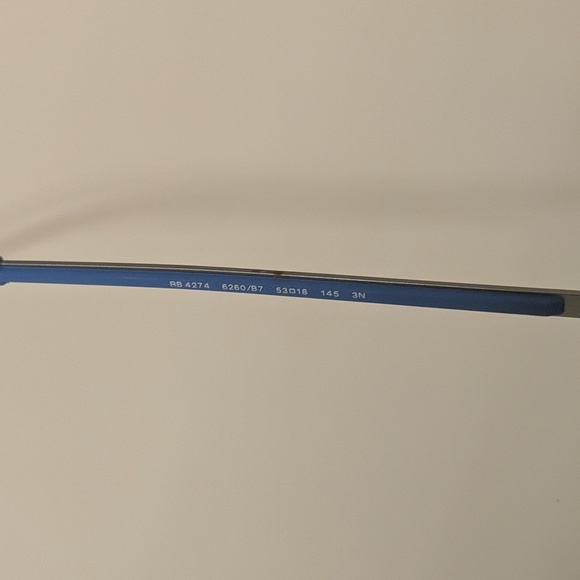 Sunglasses - Picture 4 of 7